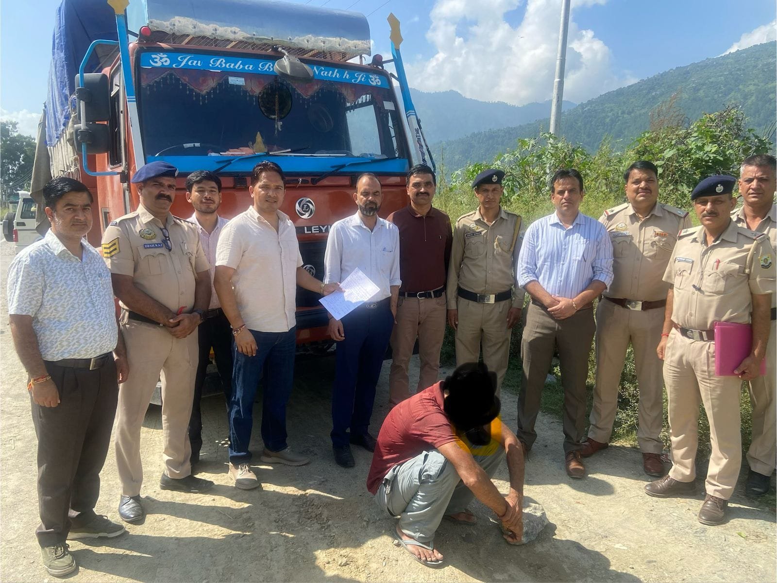 Kullu News Illegal Beer Seized Excise Department
