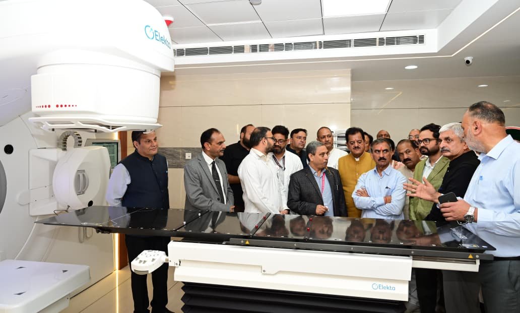 CM Sukhvinder Singh Sukhu Inaugurates MRI Machine Nerchowk