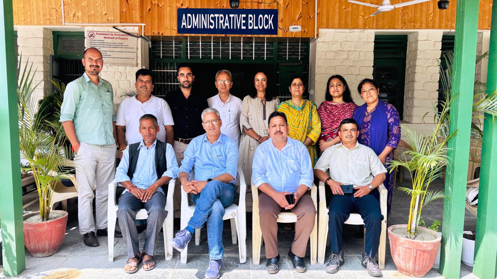 Himachal News: कुल्लू कॉलेज में पीटीए कार्यकारिणी का निर्विरोध चयन: राकेश जंबाल बने अध्यक्ष, बबली जोशी को मिली सचिव पद की जिम्मेदारी