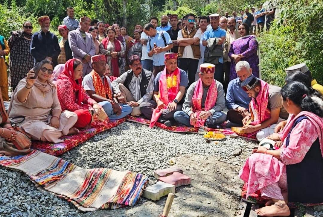 Kullu News Old Manali Paver Block Work Bhuvneshwar Gaur