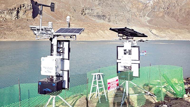 लाहुल-स्पीति की घेपन घाट हिमनद झील पर स्थापित चेतावनी प्रणाली