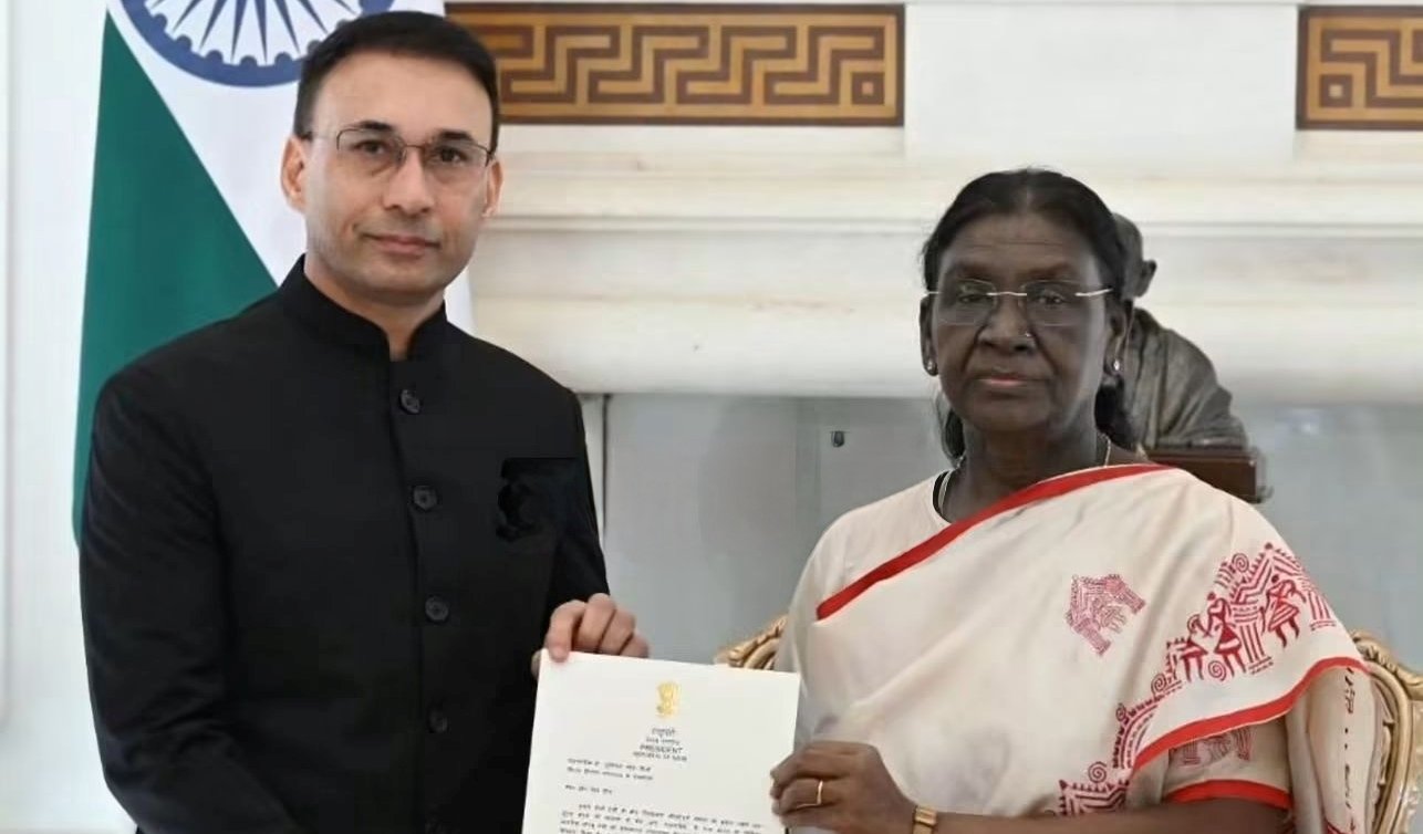 कुल्लू के नोरबू नेगी बने सिएरा लियोन में भारत के नए उच्चायुक्त: मनाली से यूनेस्को तक 29 साल का राजनयिक सफर, युवाओं के लिए बने मिसाल