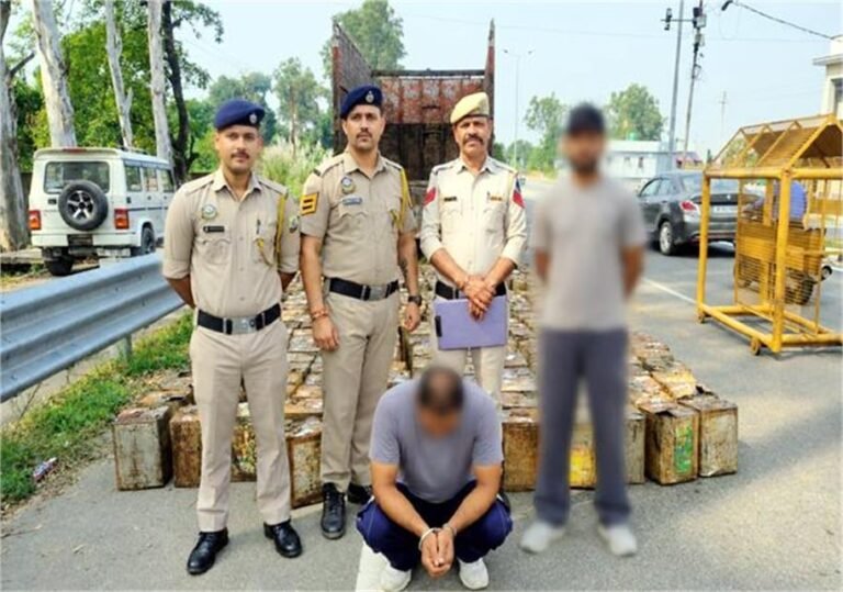 Nurpur News: कंडवाल बैरियर पर पुलिस की बड़ी कार्रवाई, अवैध बिरोजे से भरा ट्रक जब्त और चालक गिरफ्तार