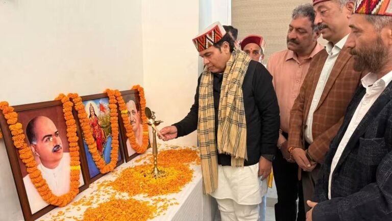 Kullu News: सुक्खू सरकार की विफलताओं पर सड़कों पर उतरेगी भाजपा, हर मंडल में होंगे उग्र प्रदर्शन; कुल्लू में गरजे श्रीकांत शर्मा